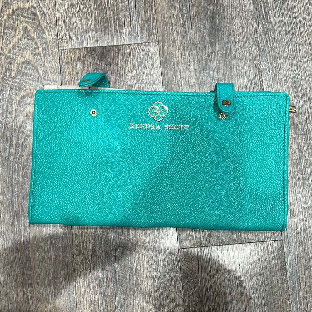 Kendra Scott Jewelry Case